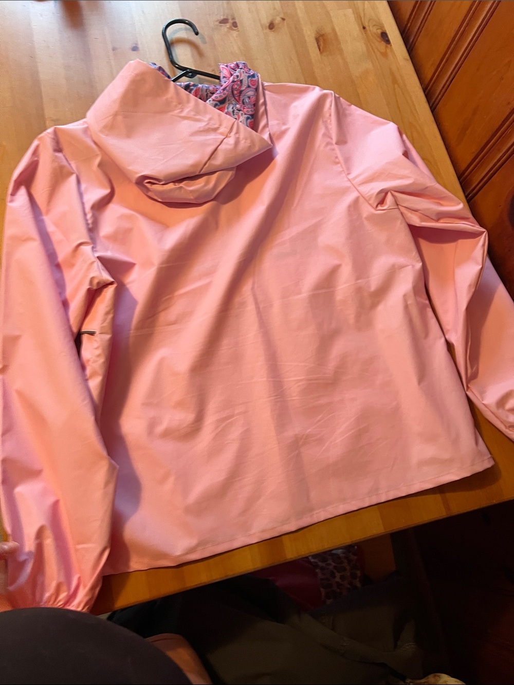 Pink hooded pullover jacket - Picture 2 of 2